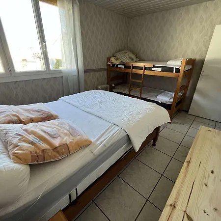 Appartement T2 à St-hilaire-de-riez - Proche Et Commerces, Avec Parking Privé - Fr-1-324a-46 *